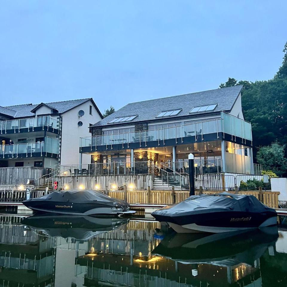 Windermere Lake View Townhouse At Windermere Marina Village ボウネス＝オン＝ウィンダミア エクステリア 写真