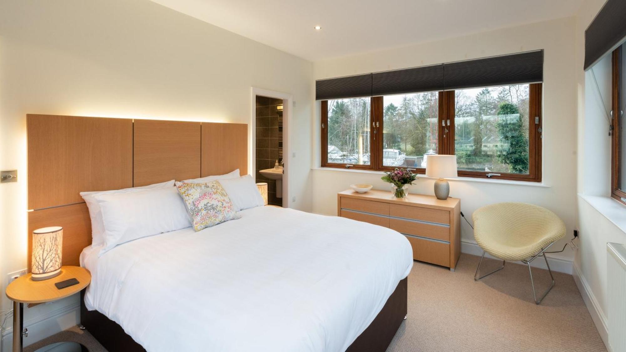 Windermere Lake View Townhouse At Windermere Marina Village ボウネス＝オン＝ウィンダミア エクステリア 写真