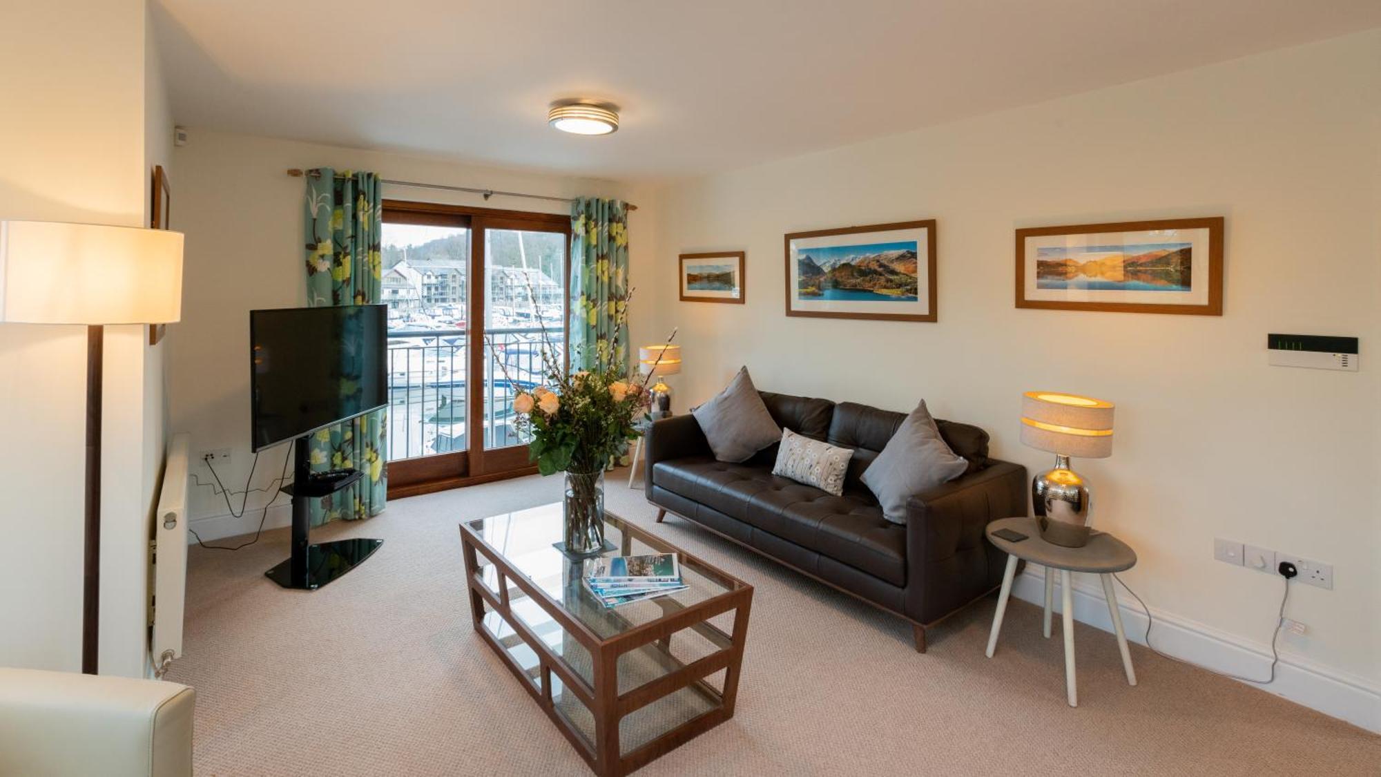 Windermere Lake View Townhouse At Windermere Marina Village ボウネス＝オン＝ウィンダミア エクステリア 写真